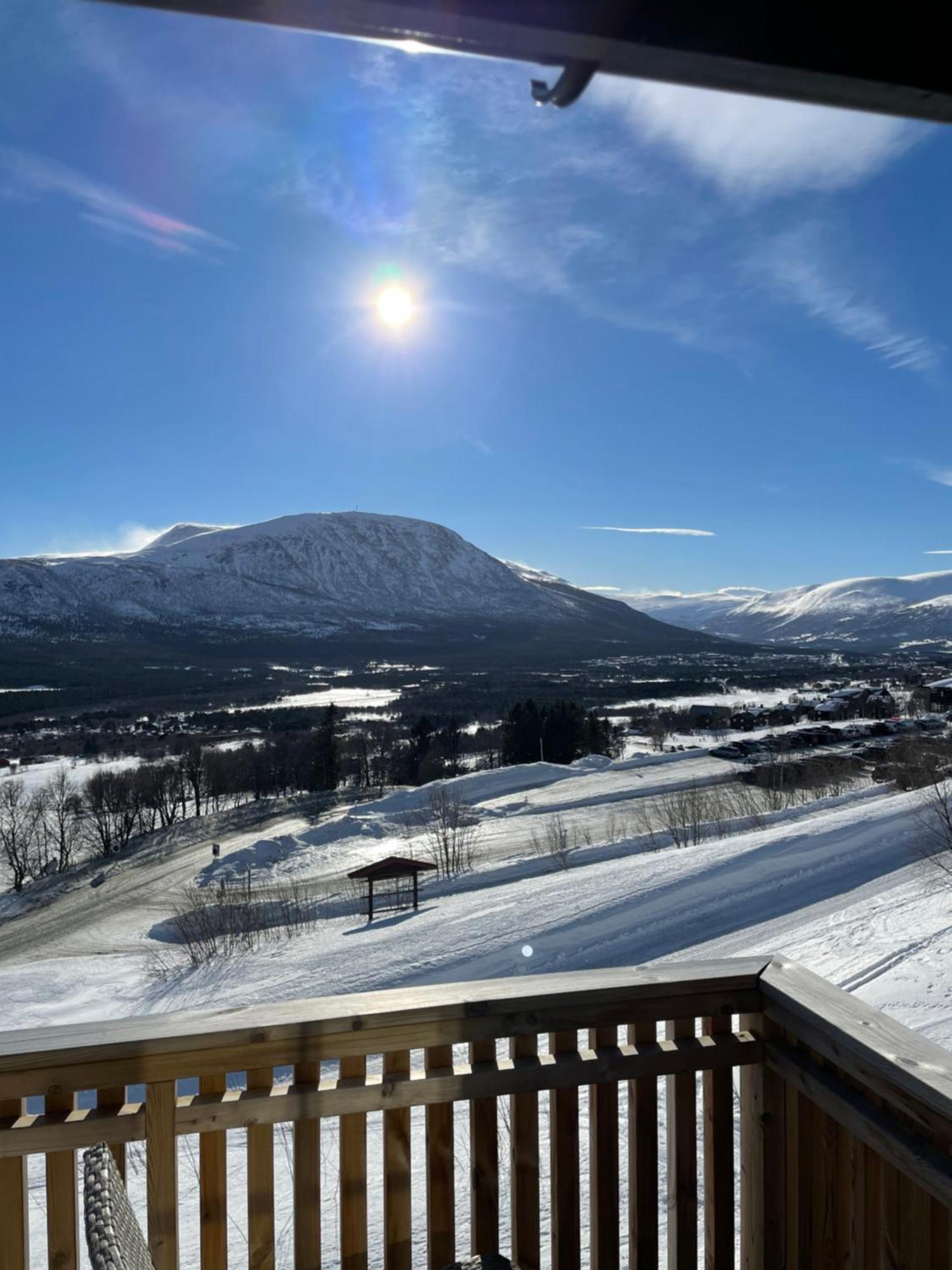 Privat Apartment With Beautiful View And Two Bedrooms Oppdal Bagian luar foto